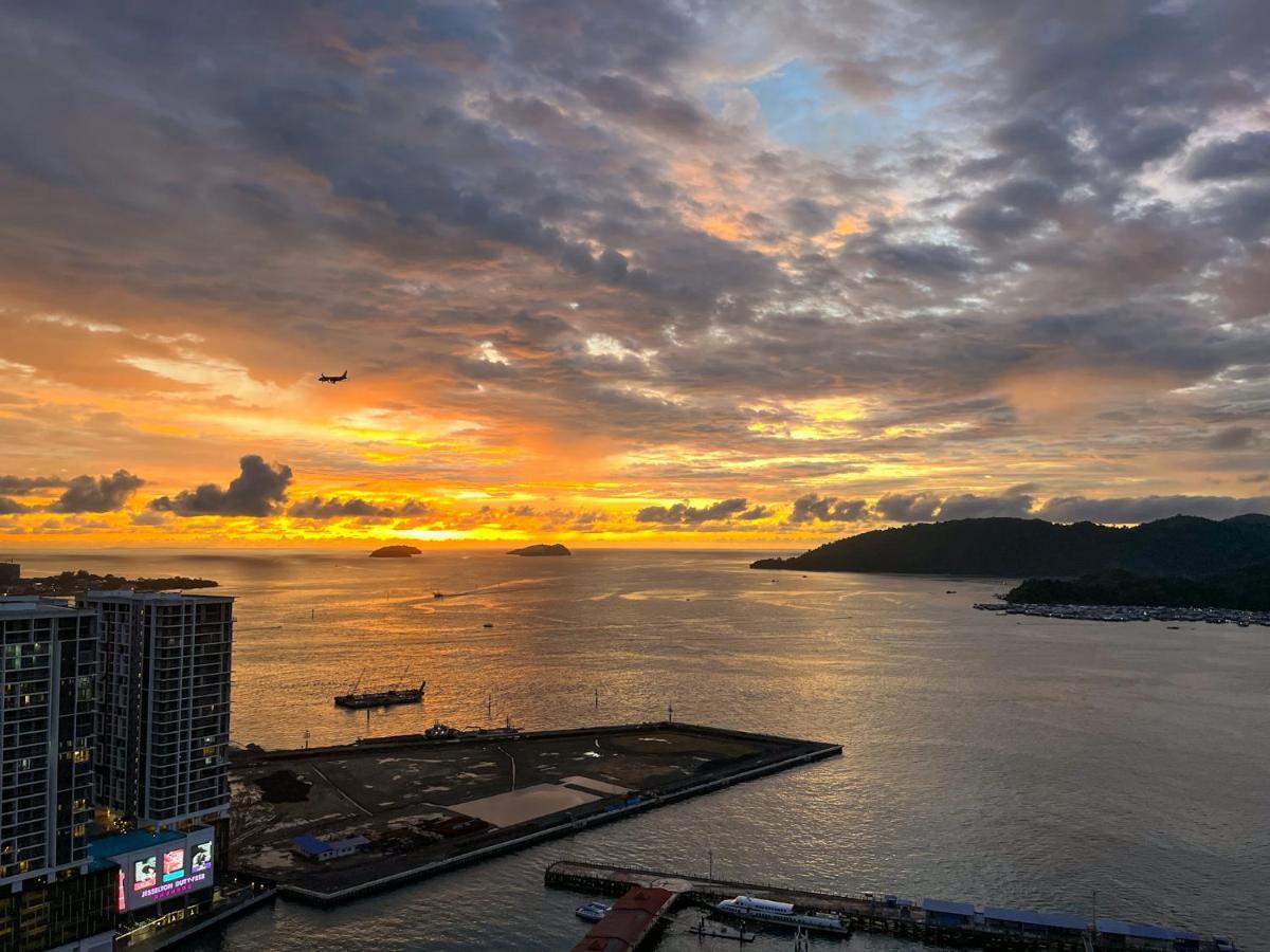 Jesselton Point Seaview Homestay קוטה קינבלו מראה חיצוני תמונה